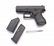 Pistole Glock 42 r.9mm Browning