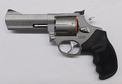 Revolver TAURUS mod. 627 Tracker r. 357Mag. hlaveň 4´, 7ran, nerez