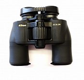 Dalekohled Nikon 10x42 Aculon A211